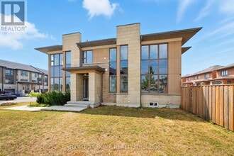 Building Photo - 108 Vanier St