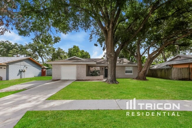 Building Photo - 1016 Sagamore Dr