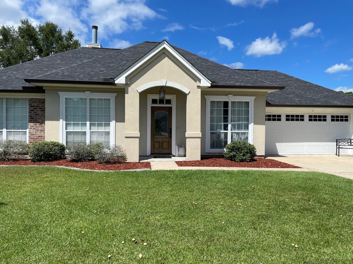 Primary Photo - 644 Spring Branch Dr
