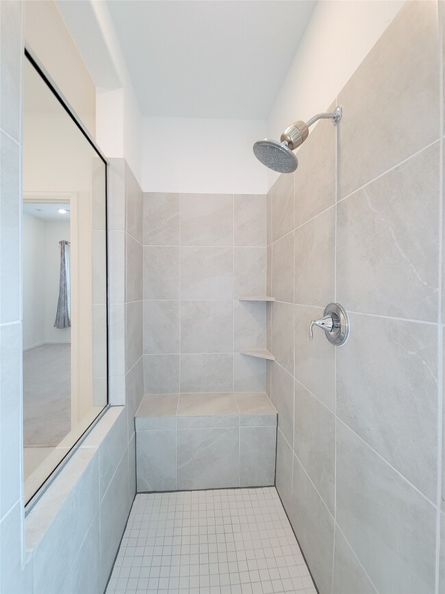 Building Photo - 9422 Vis Fls Trce