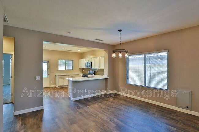 Foto del edificio - 18128 W Townley Ave