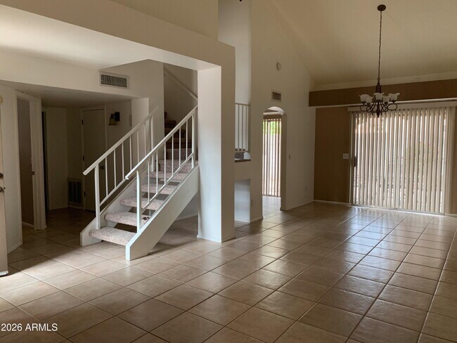 Building Photo - 1774 E Tara Dr