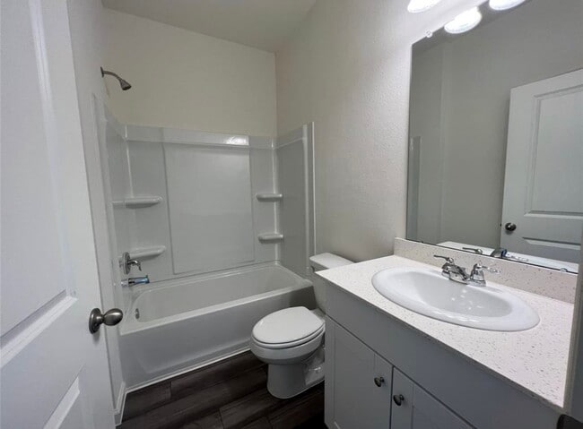 Building Photo - 1005 Wild Enclave Ln