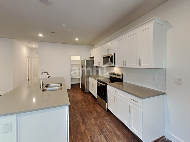 Building Photo - 2754 Hot Cider Ave