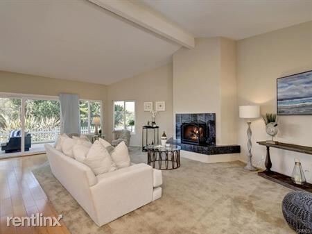 Foto del edificio - 7745 Seabreeze Dr