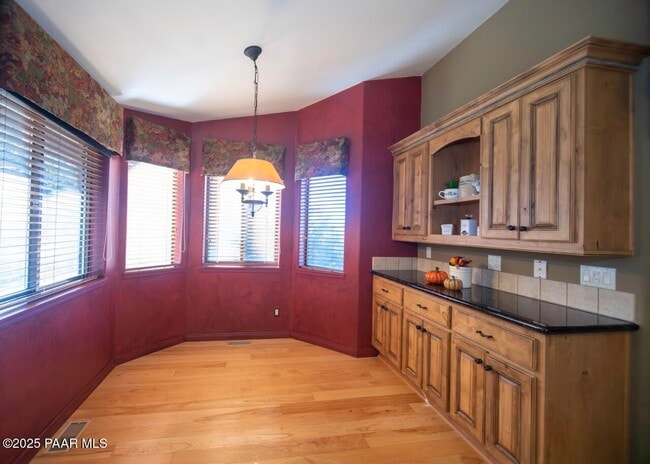 Foto del edificio - 270 Long