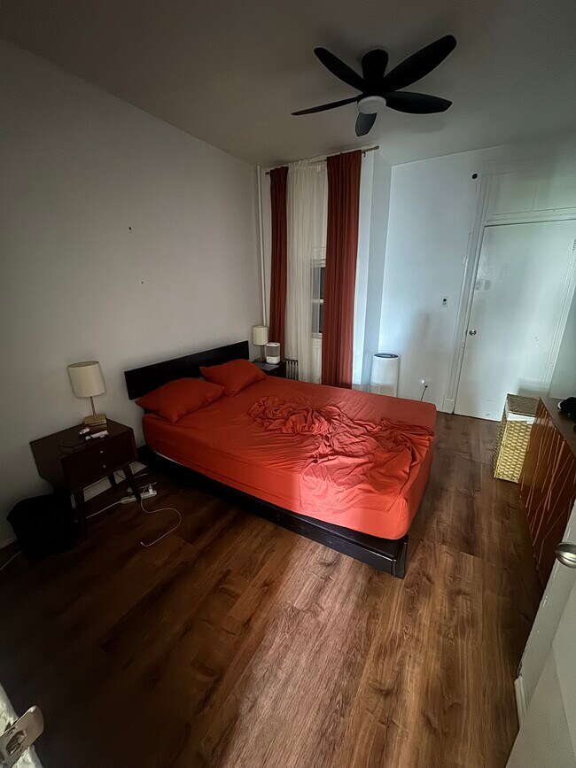 Foto del edificio - 263 Covert St