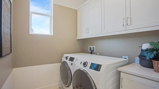 Building Photo - 198 Billings