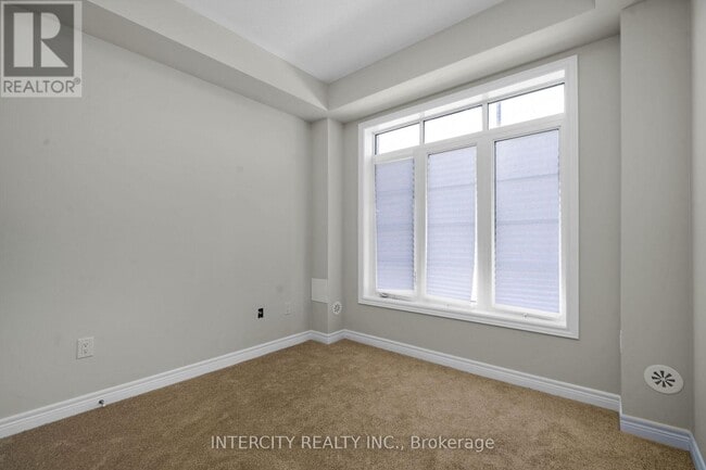 Building Photo - 323 Inspire Blvd