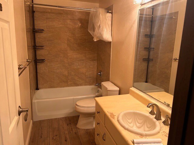 Foto del edificio - 3731 Kanaina Ave