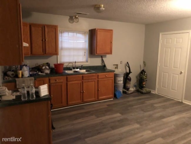 Building Photo - 2 br, 2 bath Townhome - 123 Bailey Park Lane