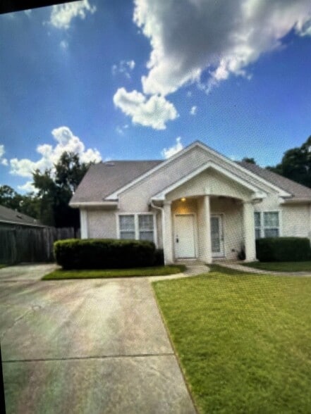 Building Photo - 4089 Remer Ct