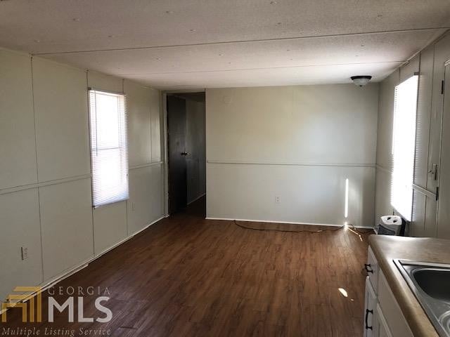 Building Photo - 311 Rv Ln