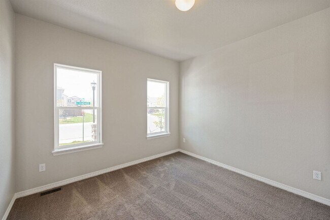 Building Photo - NEW 4 Bed/2.5 Bath Home in NW Loveland