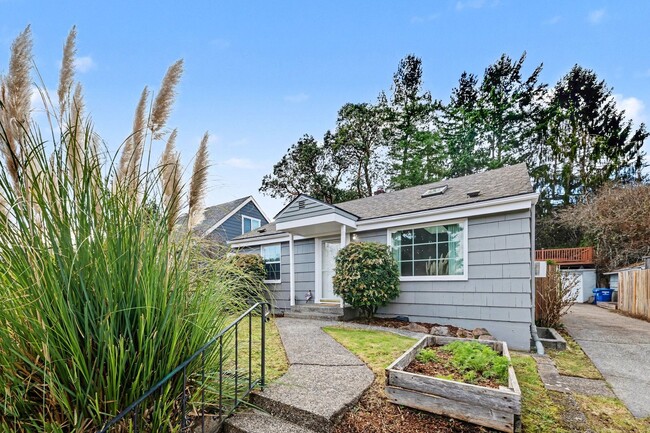 Photo - 3bd/1.75ba Seattle Home