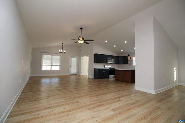 Building Photo - 147 Langley Dr