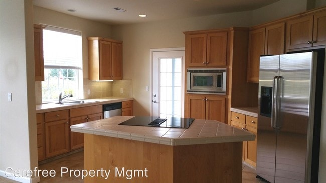 Building Photo - 2 br, 2 bath Apartment - 6000 Summerlin Way
