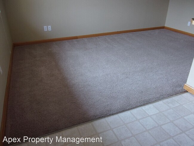 Building Photo - 1 br, 1 bath Apartment - 1034 24TH STREET
