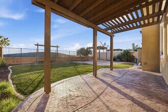 Building Photo - 1482 Franceschi Dr