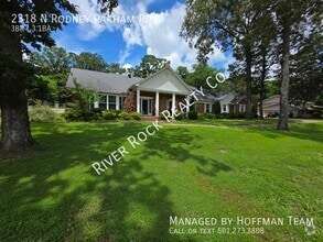 Building Photo - 2318 N Rodney Parham Rd