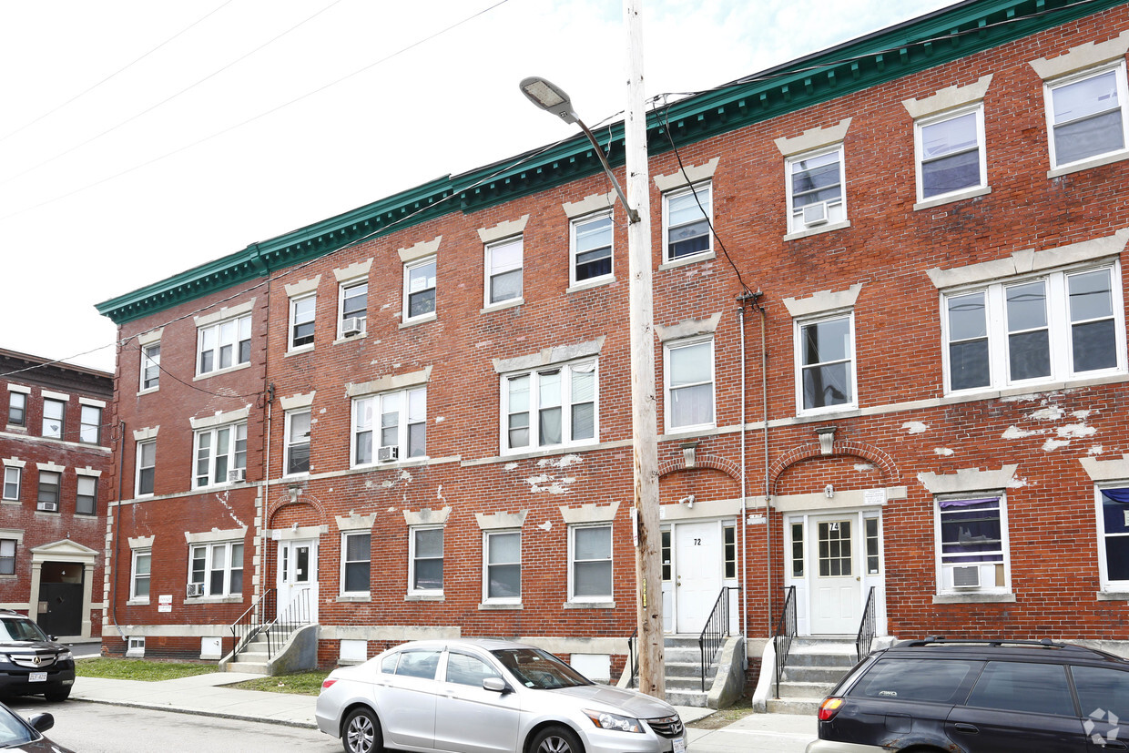 Building Photo - 72 Bragdon St