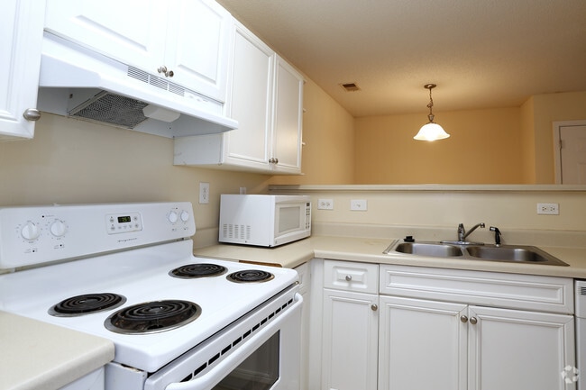 Interior Photo - Appian Way