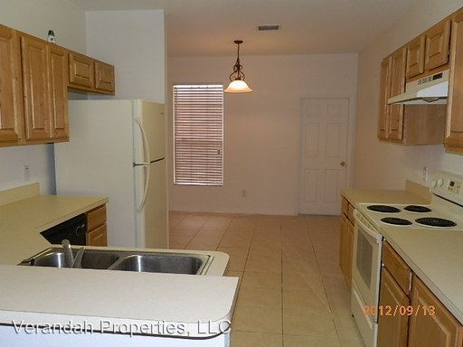 Building Photo - 849 Knollwood Dr