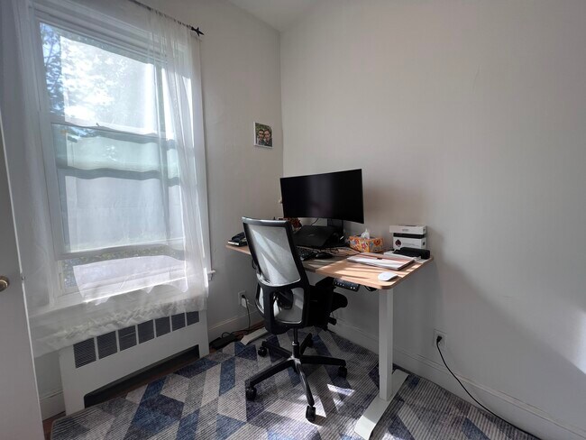 Building Photo - 26 Ellery St