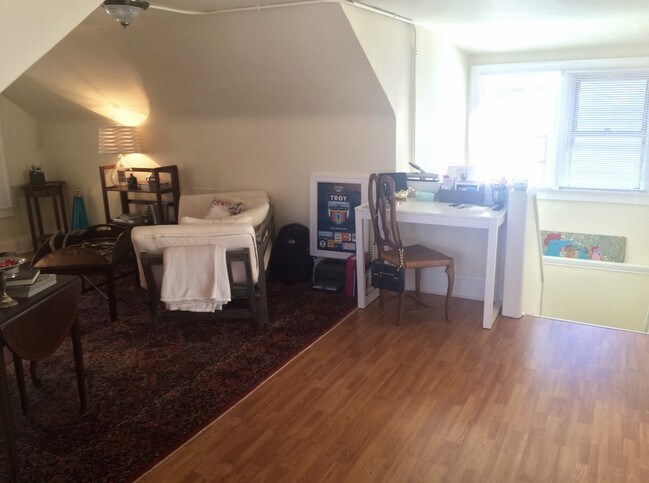 Foto del edificio - 835 12th Ave