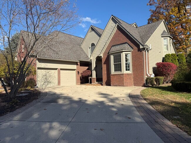 Foto del edificio - 18145 Shoreline Ct