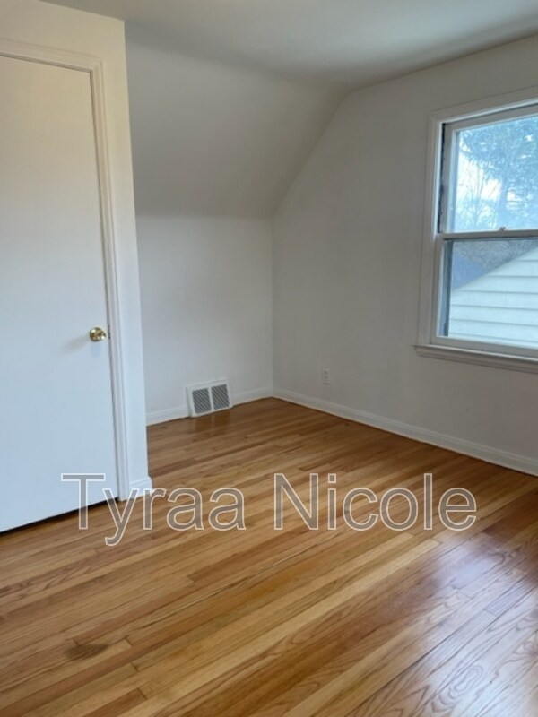 Foto del edificio - 19365 Kingsville St