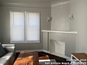 Foto del edificio - 309 E Lullwood Ave