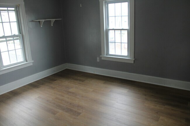 Foto del edificio - 110 Warren Ave