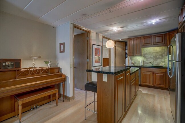 A piano nook (or whatever you choose to use it for!) - 2051 Allen Blvd