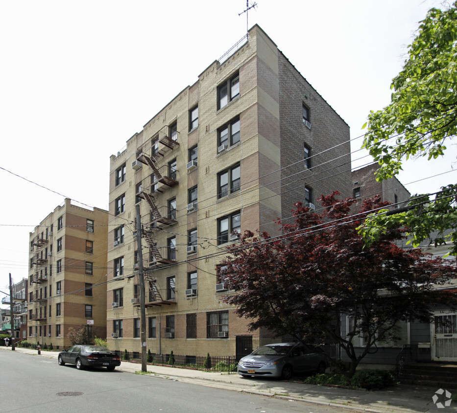 1440 E 14th St, Brooklyn, NY 11230 - Apartments in Brooklyn, NY ...