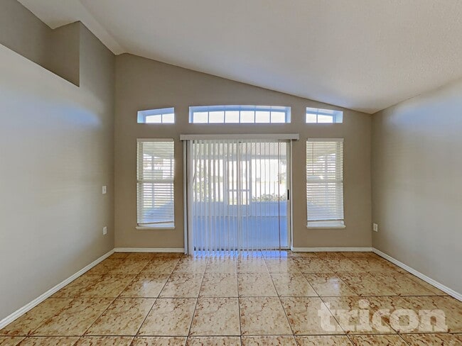 Foto del edificio - 12617 Parkbury Dr