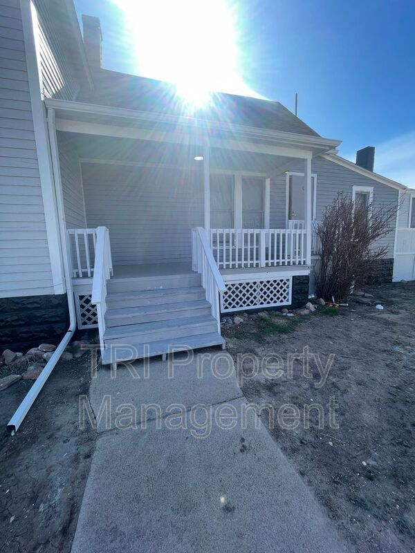 Foto del edificio - 228 13th St