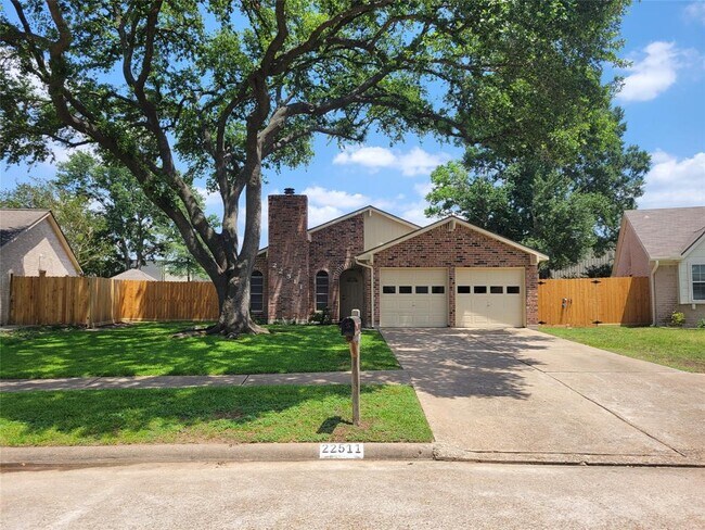 Building Photo - 22511 Market Square Ln