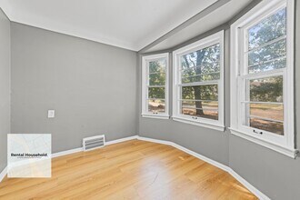 Building Photo - 20296 Waltham St