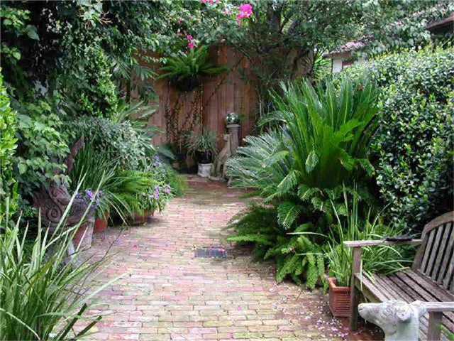 Foto del edificio - 3636 W Clay St