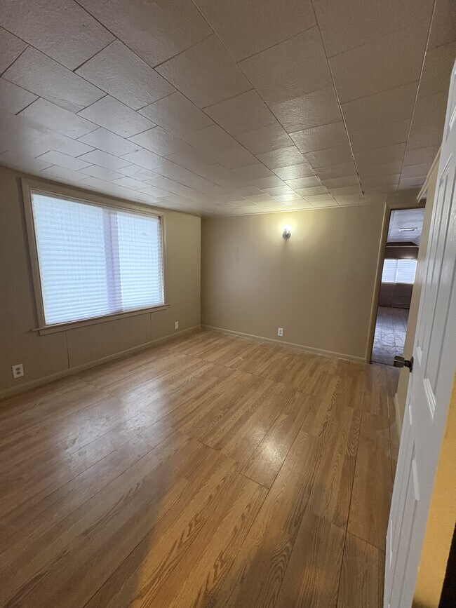 Foto del edificio - 12027 S Lafayette Ave