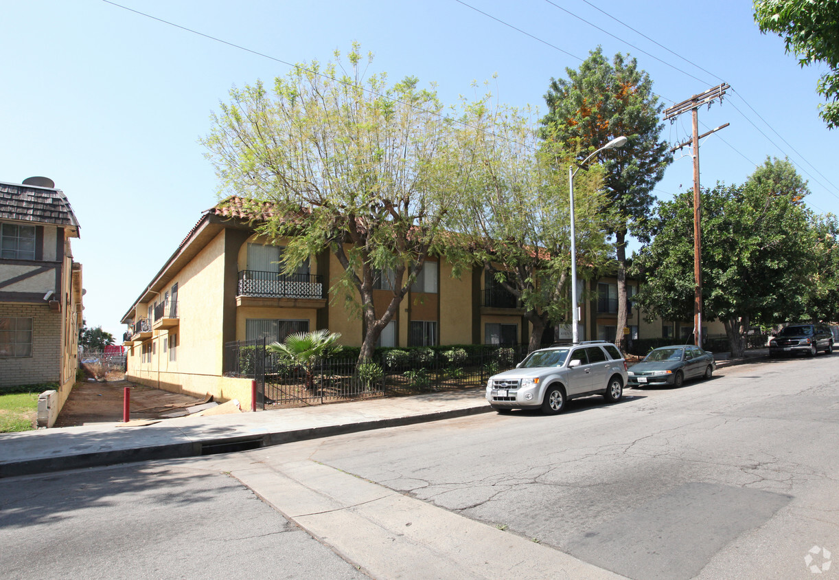 Primary Photo - The Aventine Apartments