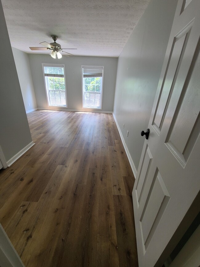 bedroom 2 - 1266 Weatherstone Dr NE