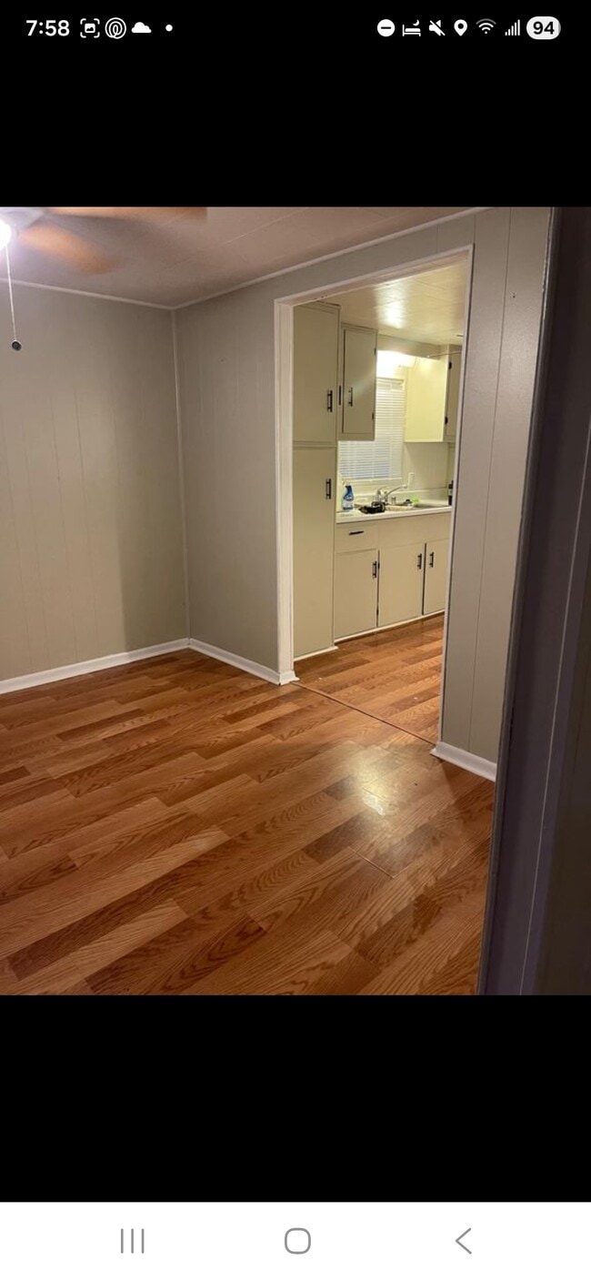 Building Photo - 800 South Dr