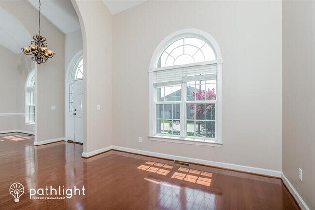 Foto del edificio - 11822 Pawleys Mill Cir, Raleigh, NC, 27614