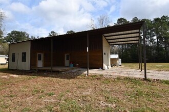 Building Photo - 405 County Rd 2296