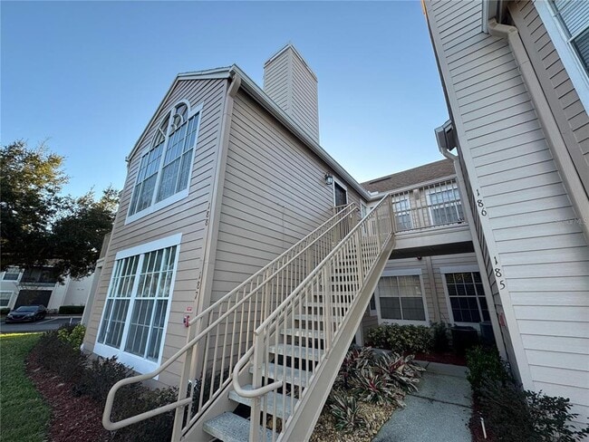 Foto del edificio - 655 Magic Ct