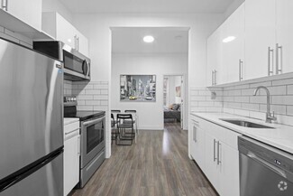 Building Photo - 207 W 136th St