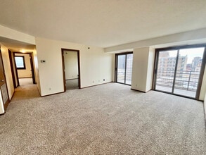 Building Photo - 26 W 10th St