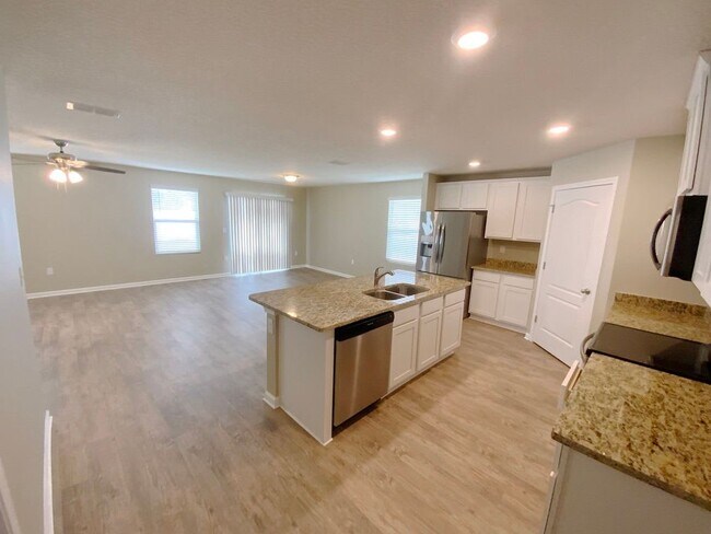 Foto del edificio - 2461 Cold Stream Ln
